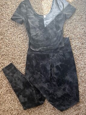 lululemon athletica Black Tie-Dye High-Waist Leggings with Matching Crop Top